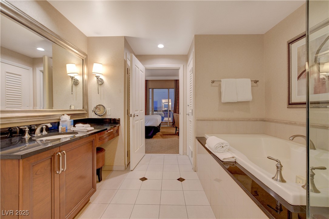 125 East HARMON Avenue 3114