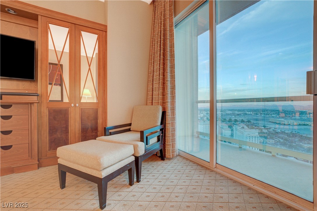 125 East HARMON Avenue 3114