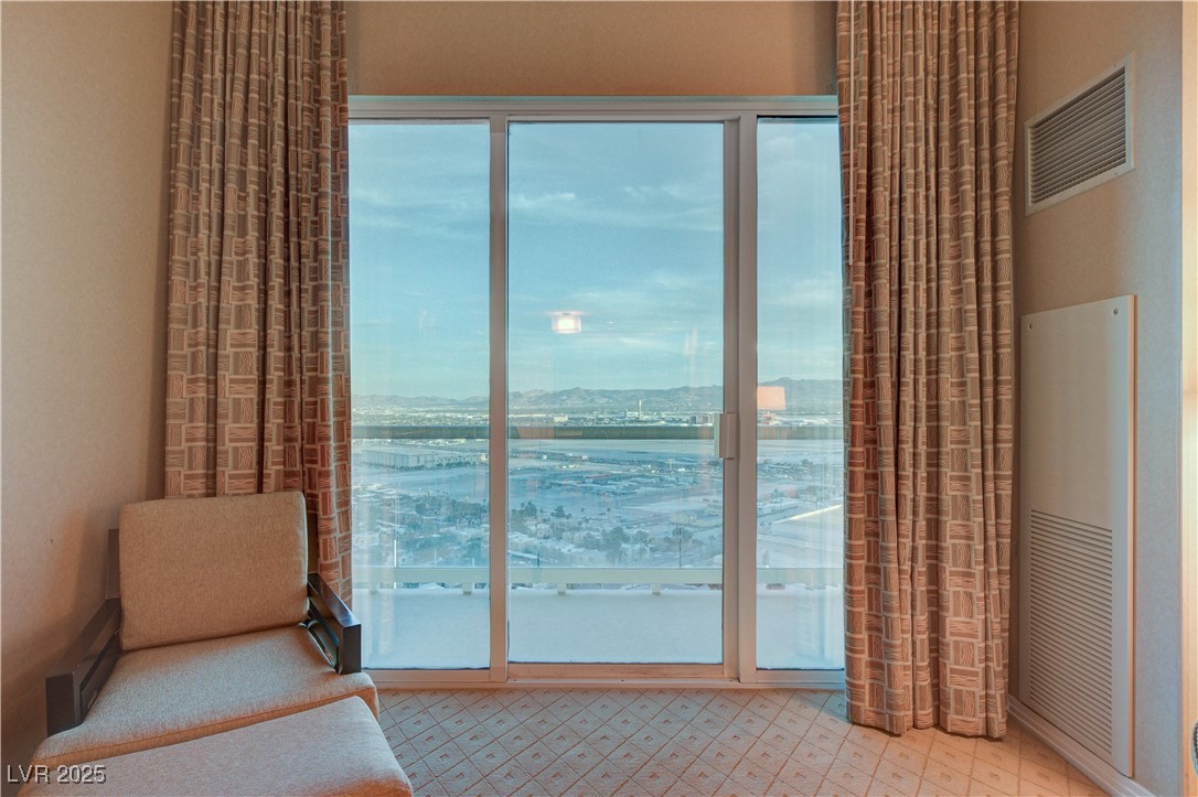 125 East HARMON Avenue 3114