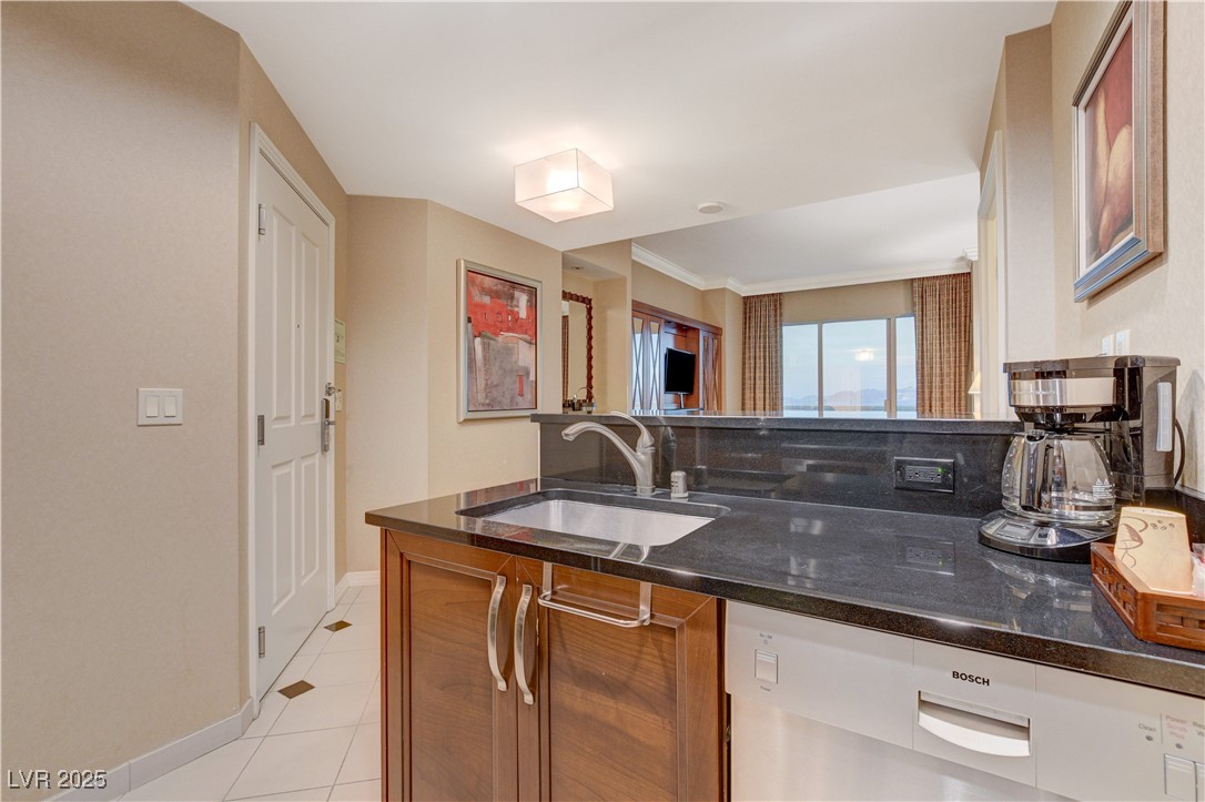 125 East HARMON Avenue 3114