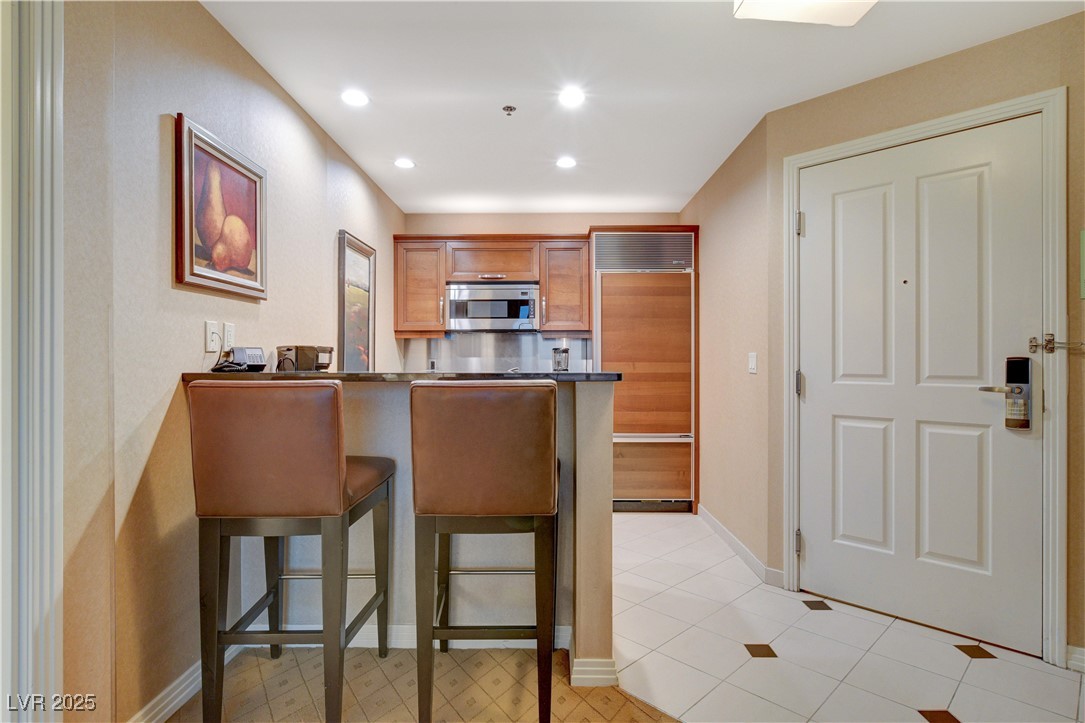 125 East HARMON Avenue 3114