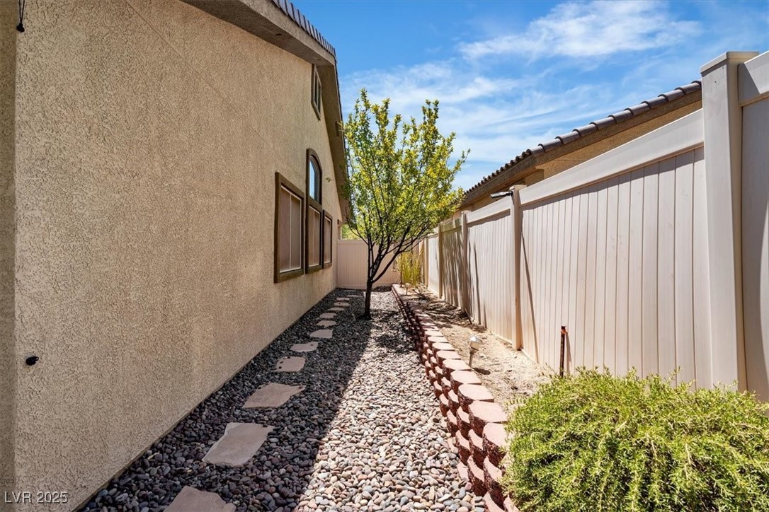 3036 Prairie Princess Avenue