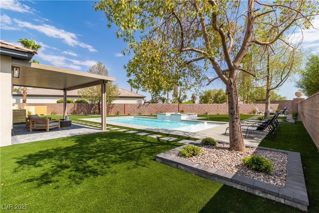 3281 Wisteria Tree Street