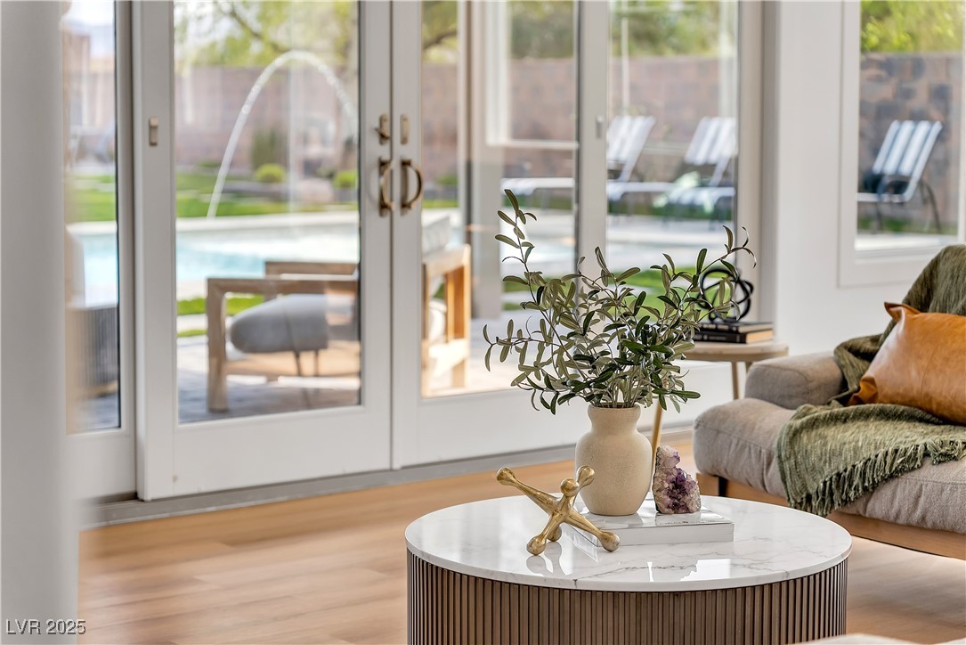 3281 Wisteria Tree Street