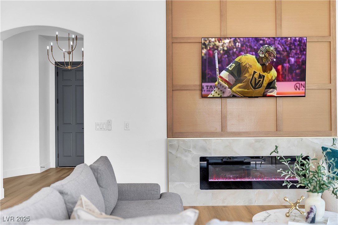 3281 Wisteria Tree Street