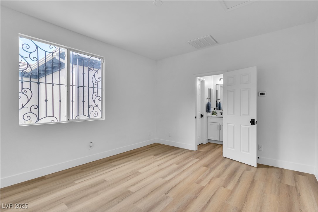 3281 Wisteria Tree Street