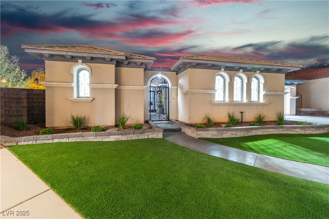 3281 Wisteria Tree Street