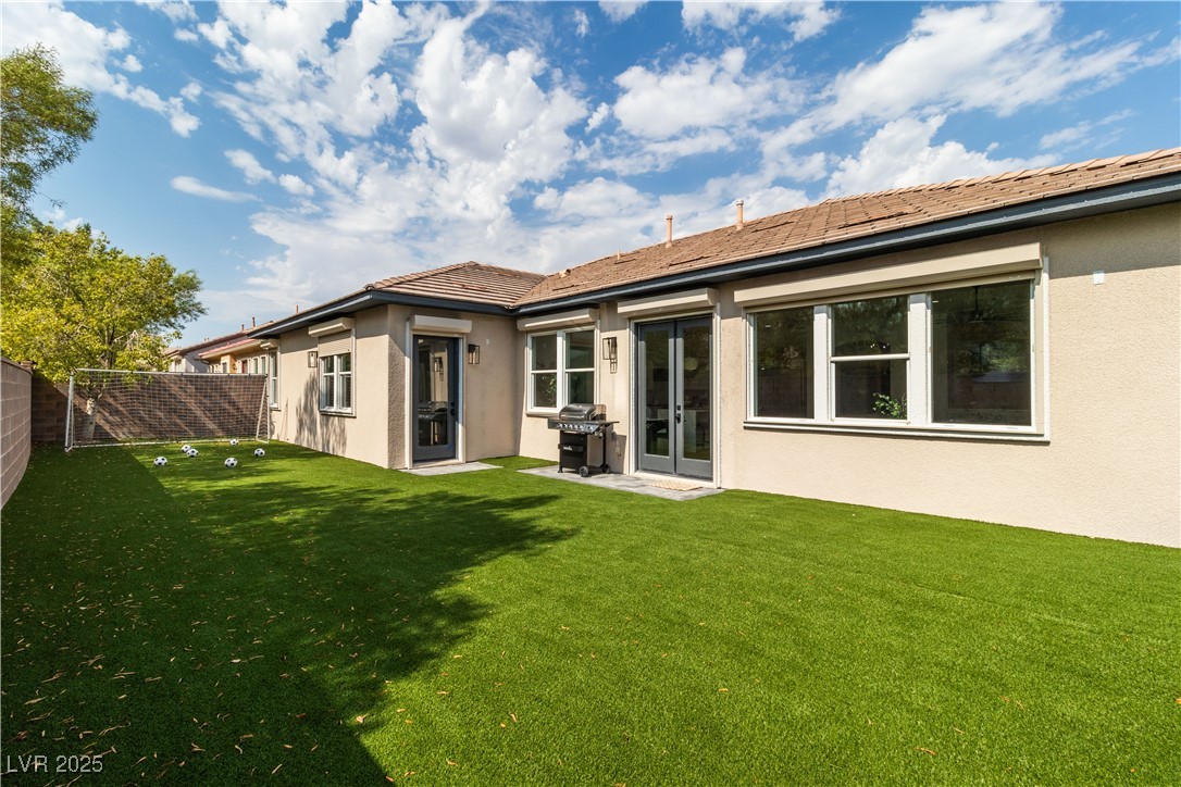 3281 Wisteria Tree Street