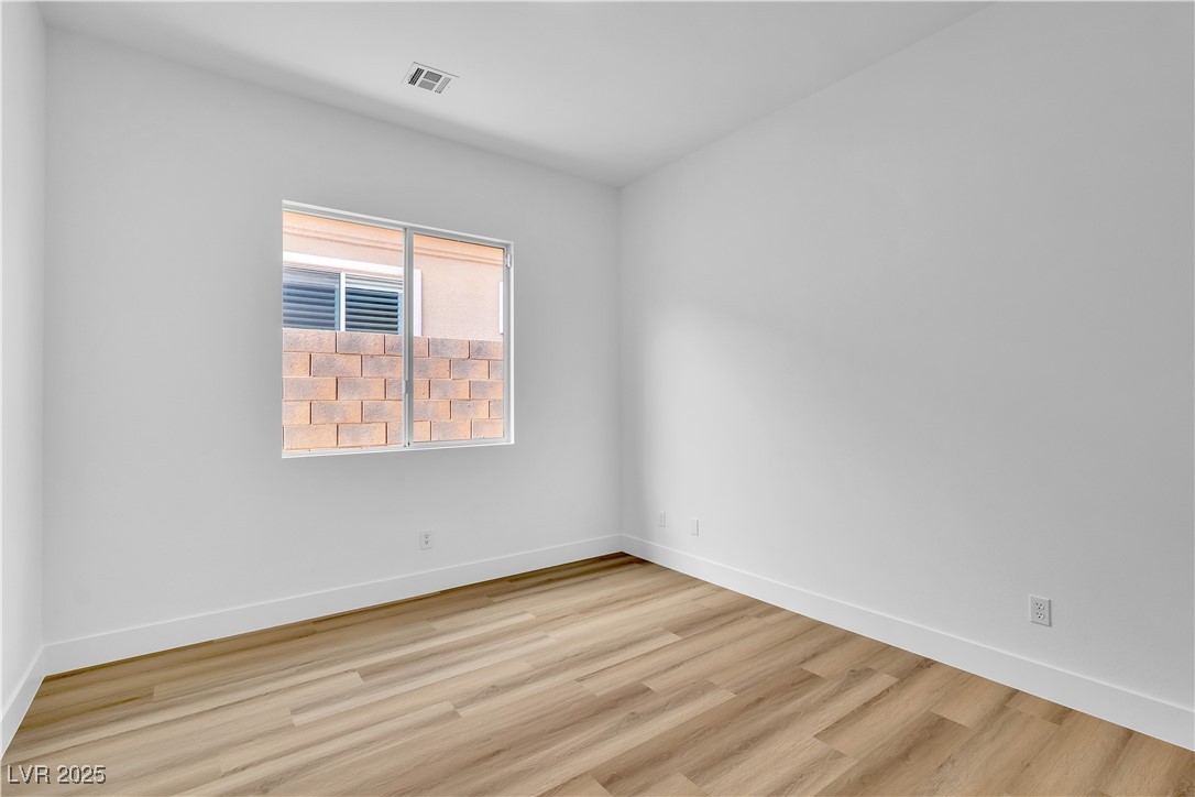 3281 Wisteria Tree Street