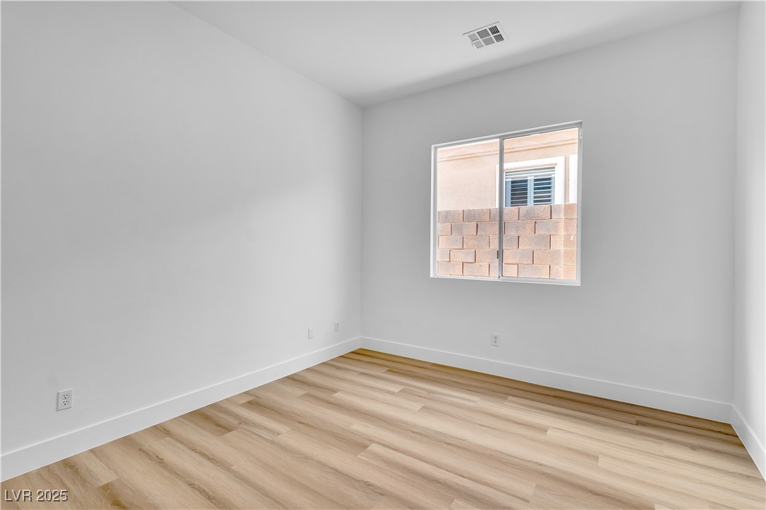 3281 Wisteria Tree Street