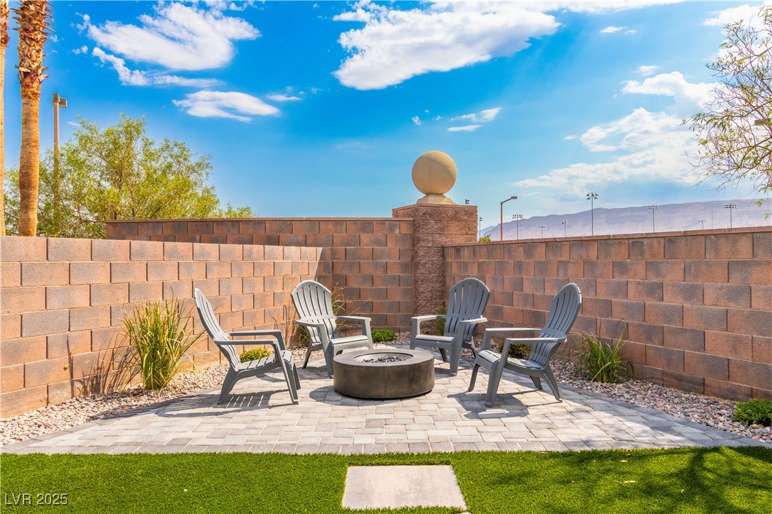 3281 Wisteria Tree Street