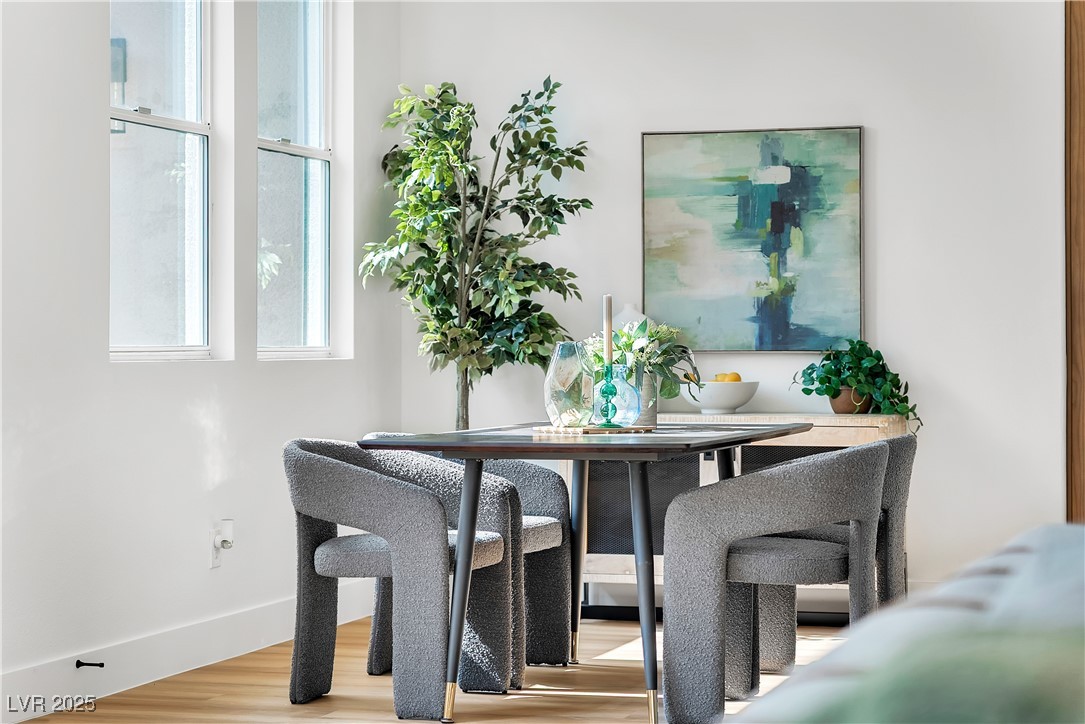 3281 Wisteria Tree Street