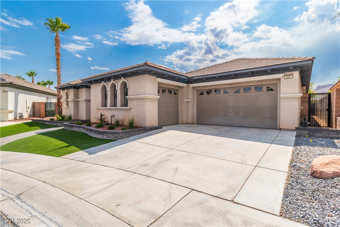 3281 Wisteria Tree Street