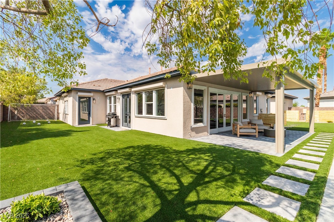 3281 Wisteria Tree Street