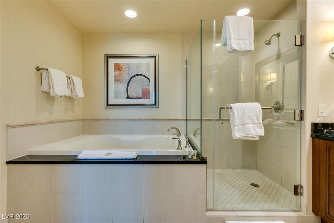 145 East HARMON Avenue 2220 & 2218