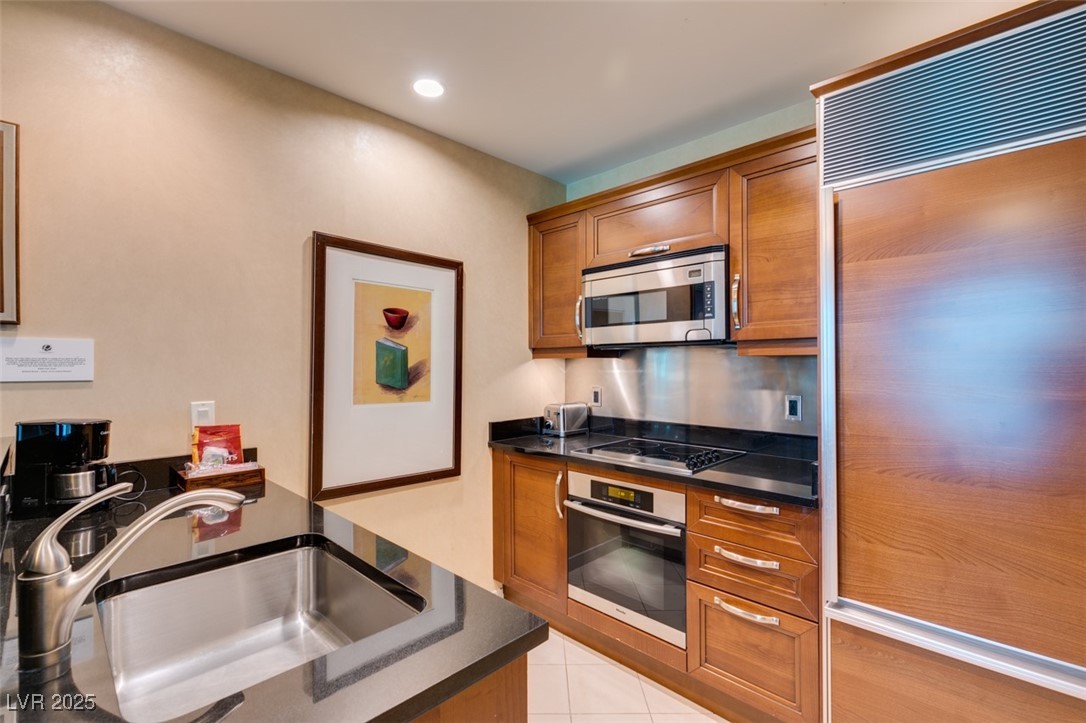 145 East HARMON Avenue 2220 & 2218