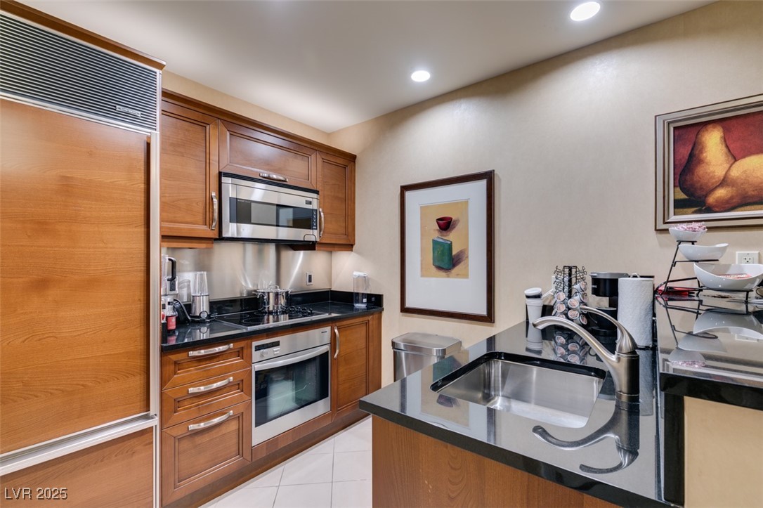 145 East HARMON Avenue 2220 & 2218