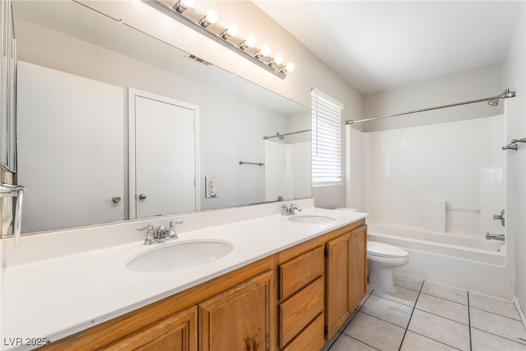 9993 Lemon Valley Avenue