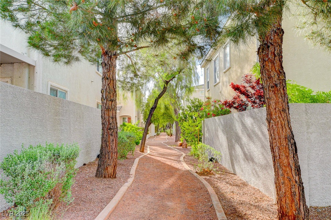 2561 Diplomacy Pointe Court