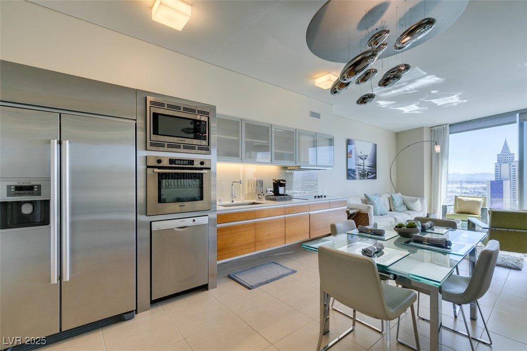 3726 LAS VEGAS Boulevard 2605