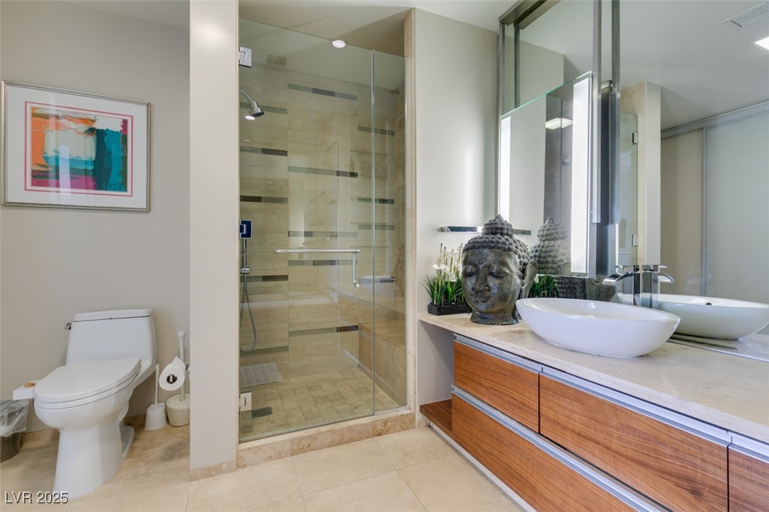 3726 LAS VEGAS Boulevard 2605