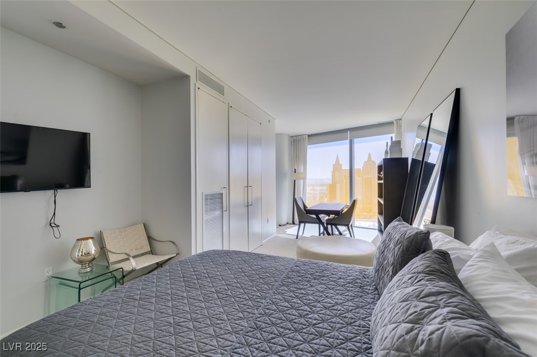 3726 LAS VEGAS Boulevard 2605