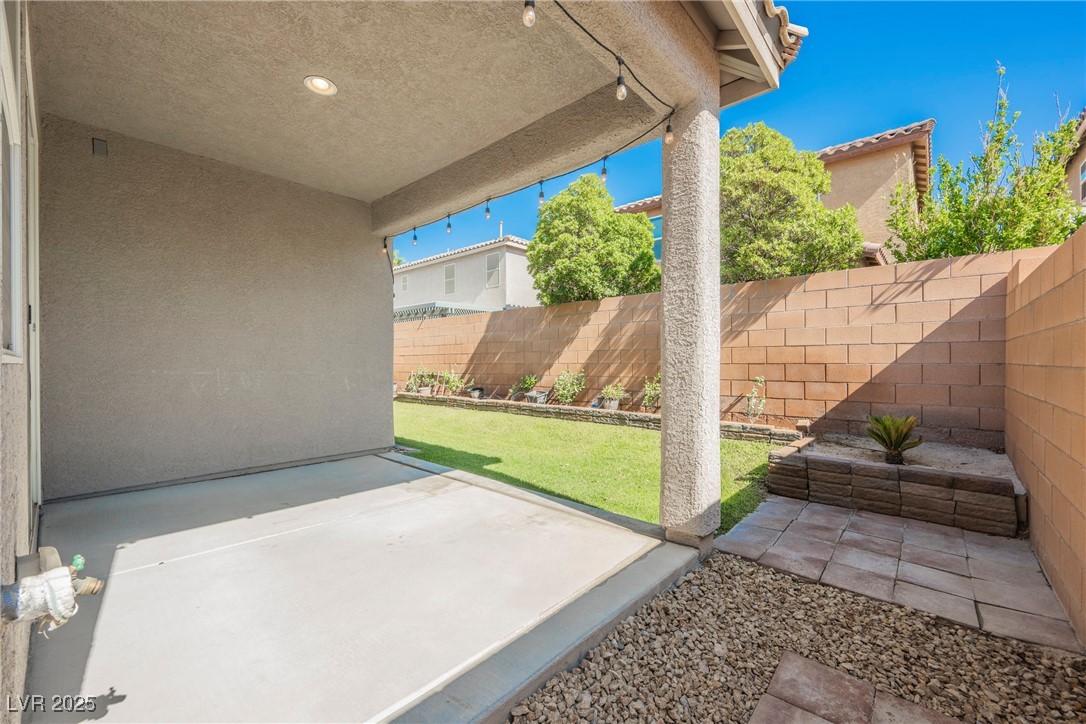 7146 Foggy Mist Avenue