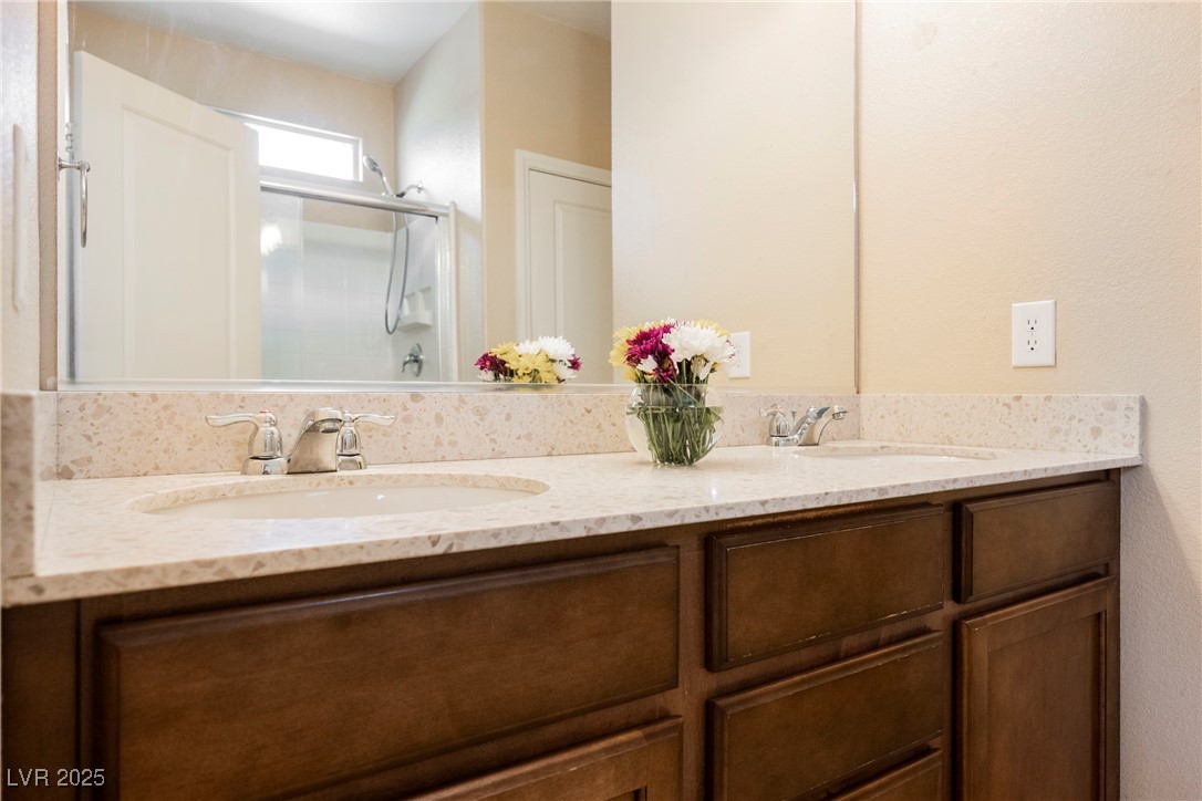 7146 Foggy Mist Avenue