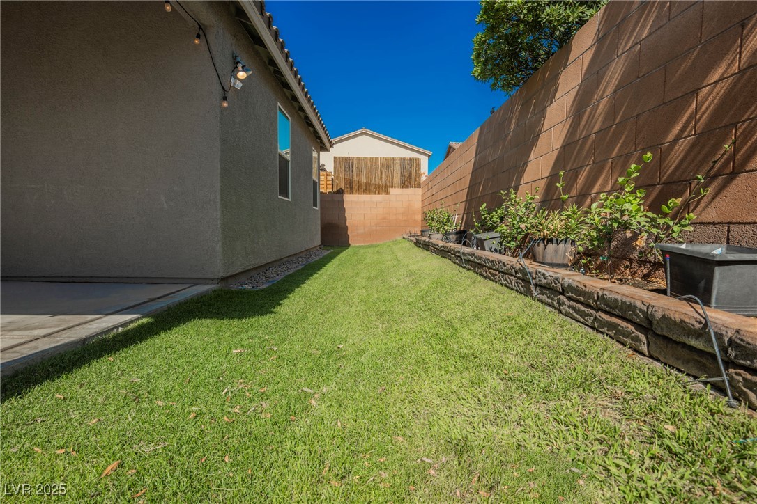 7146 Foggy Mist Avenue