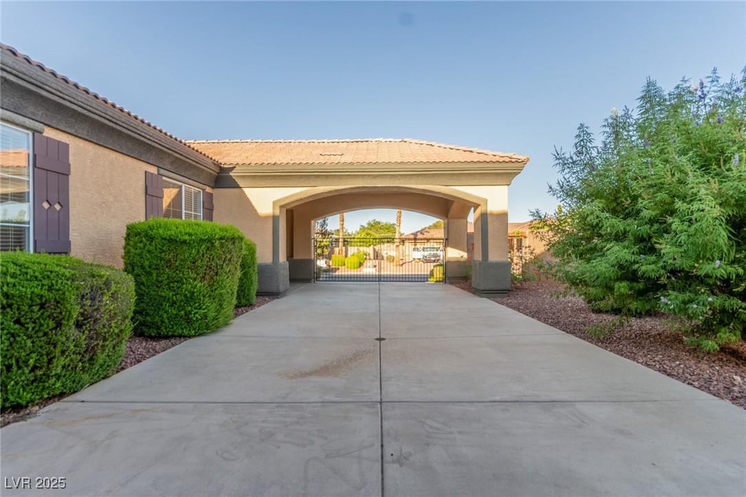 5027 Crown Cypress Street