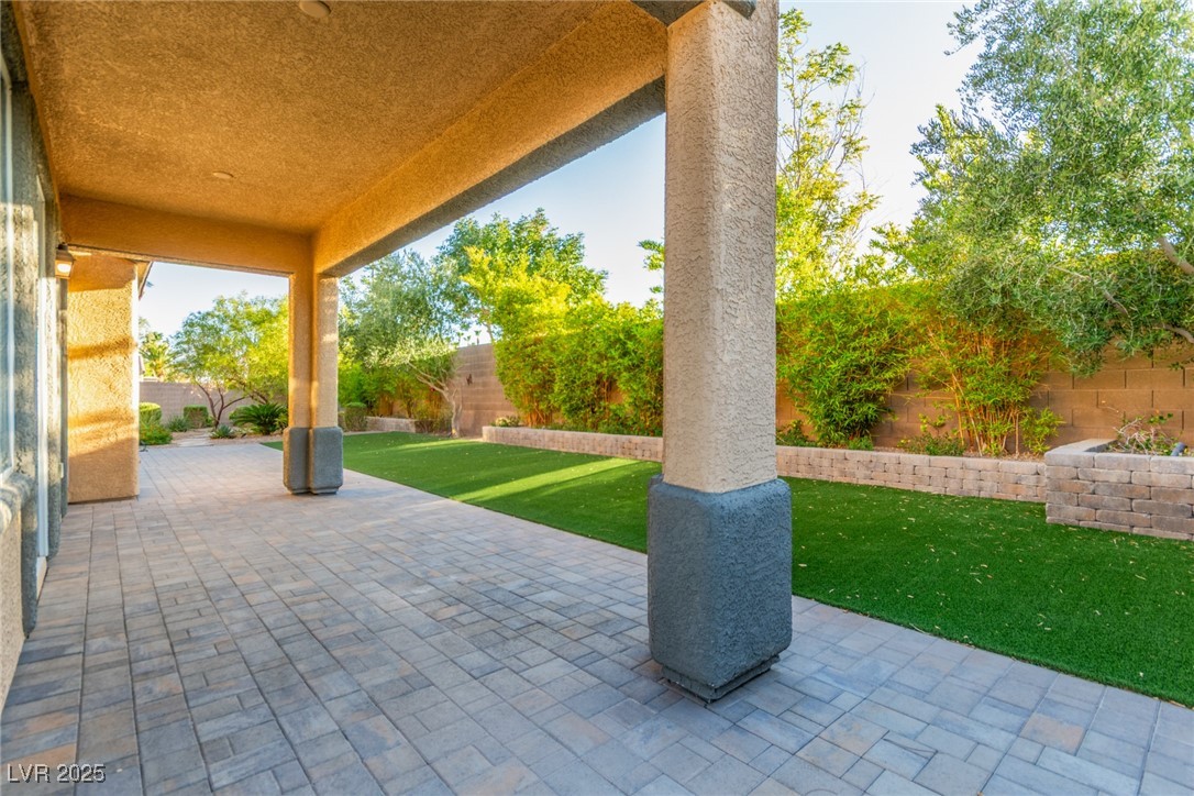 5027 Crown Cypress Street