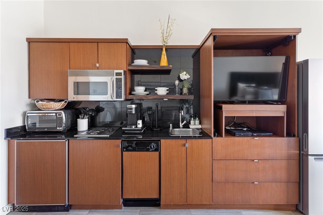 29 Montelago Boulevard 541