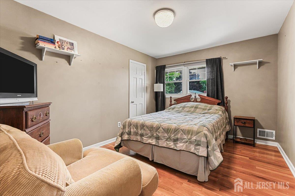 8 dusko Drive