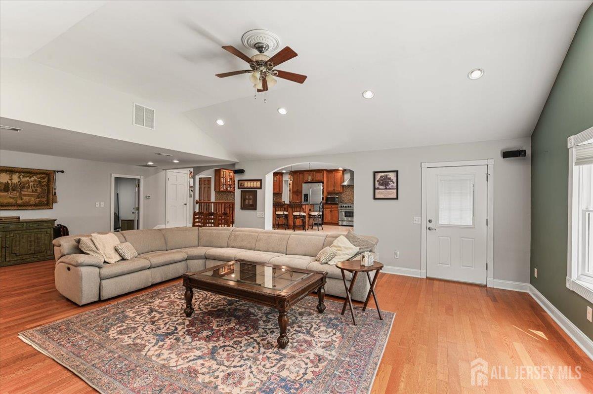 8 dusko Drive