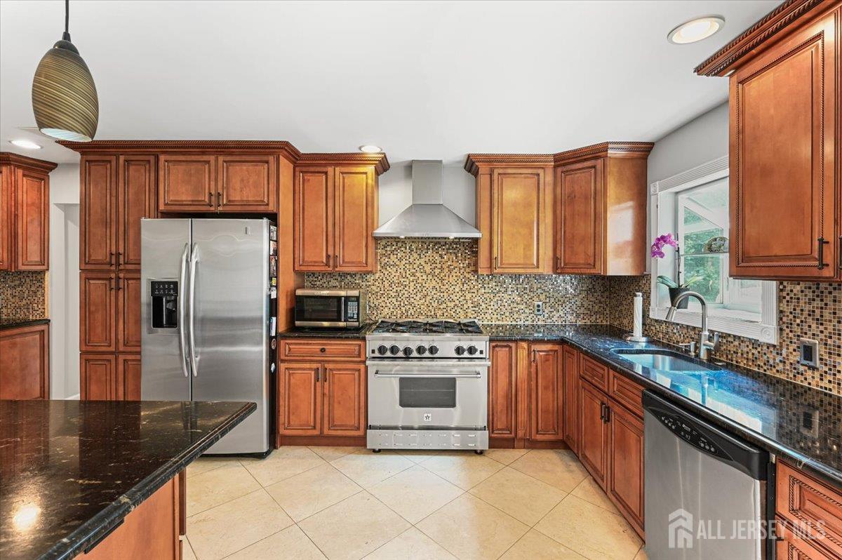 8 dusko Drive