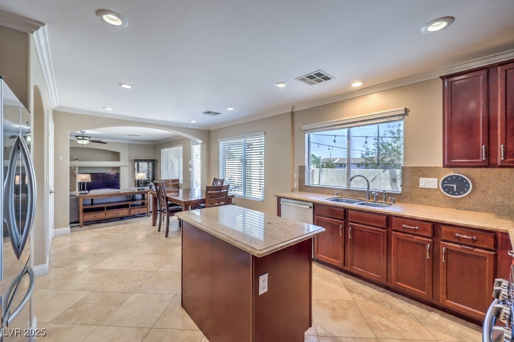 1238 Tranquil Rain Avenue