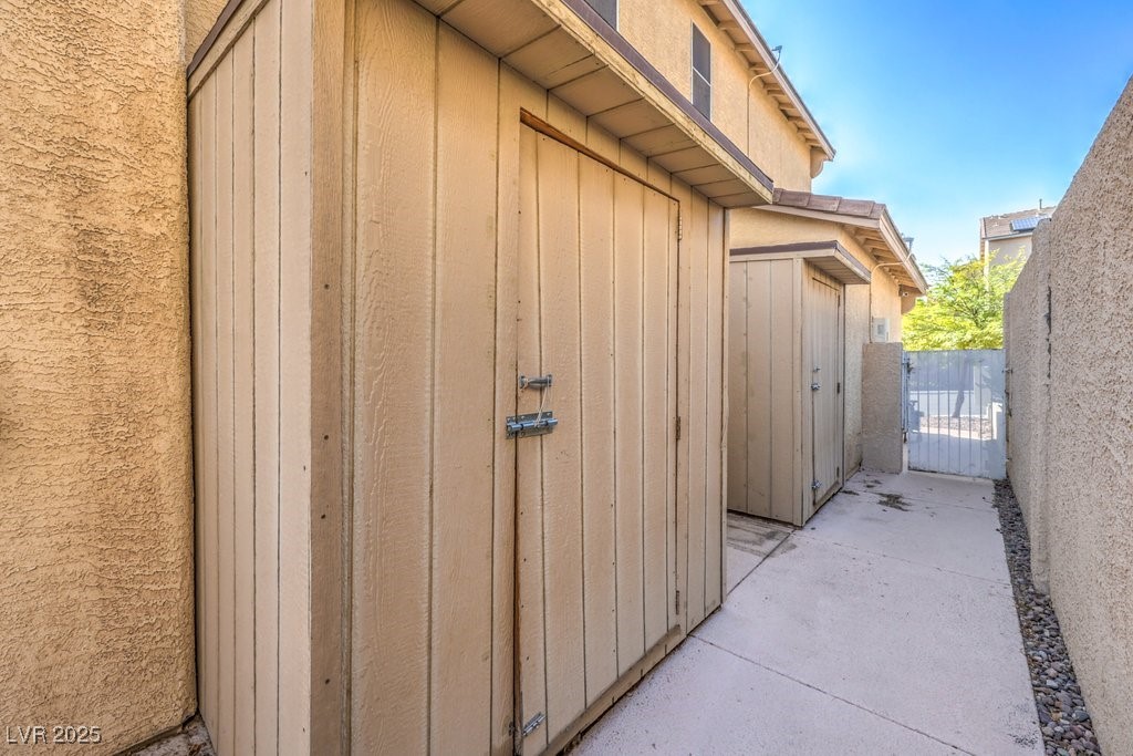 1238 Tranquil Rain Avenue