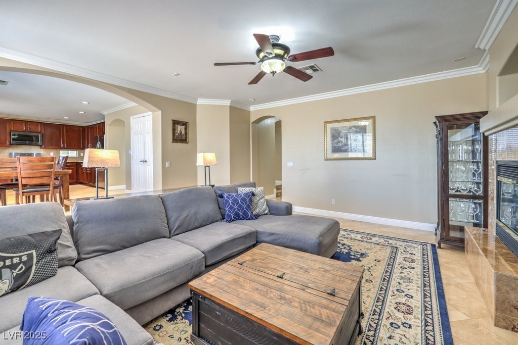 1238 Tranquil Rain Avenue