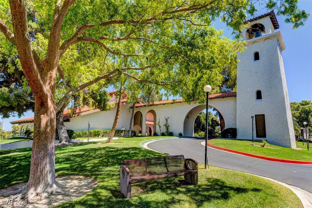 1909 Plaza Del Dios
