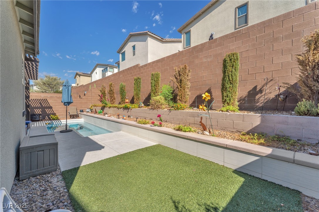 624 Founders Creek Avenue