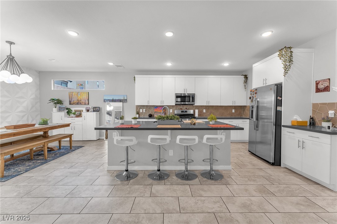 624 Founders Creek Avenue