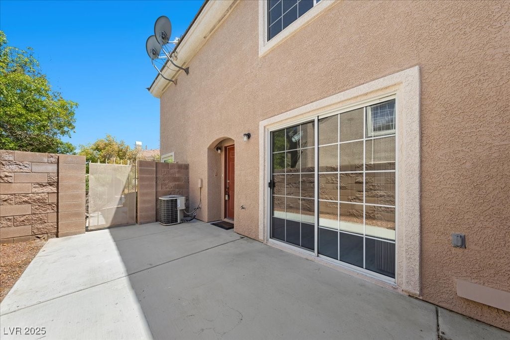 10151 Tumbling Tree Street