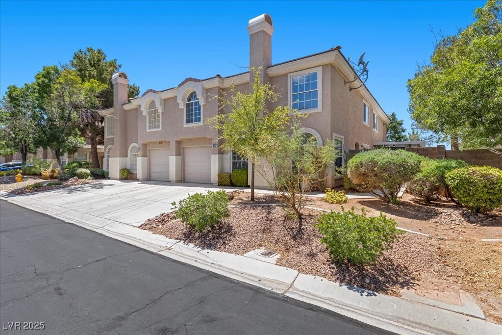 10151 Tumbling Tree Street