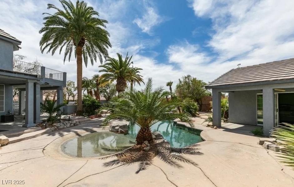 6520 Turtle Hill Road