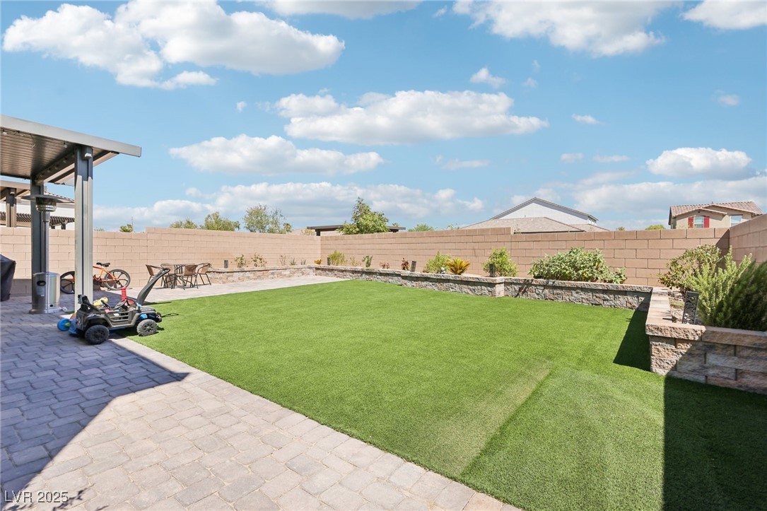 3094 Mountain Bay Avenue