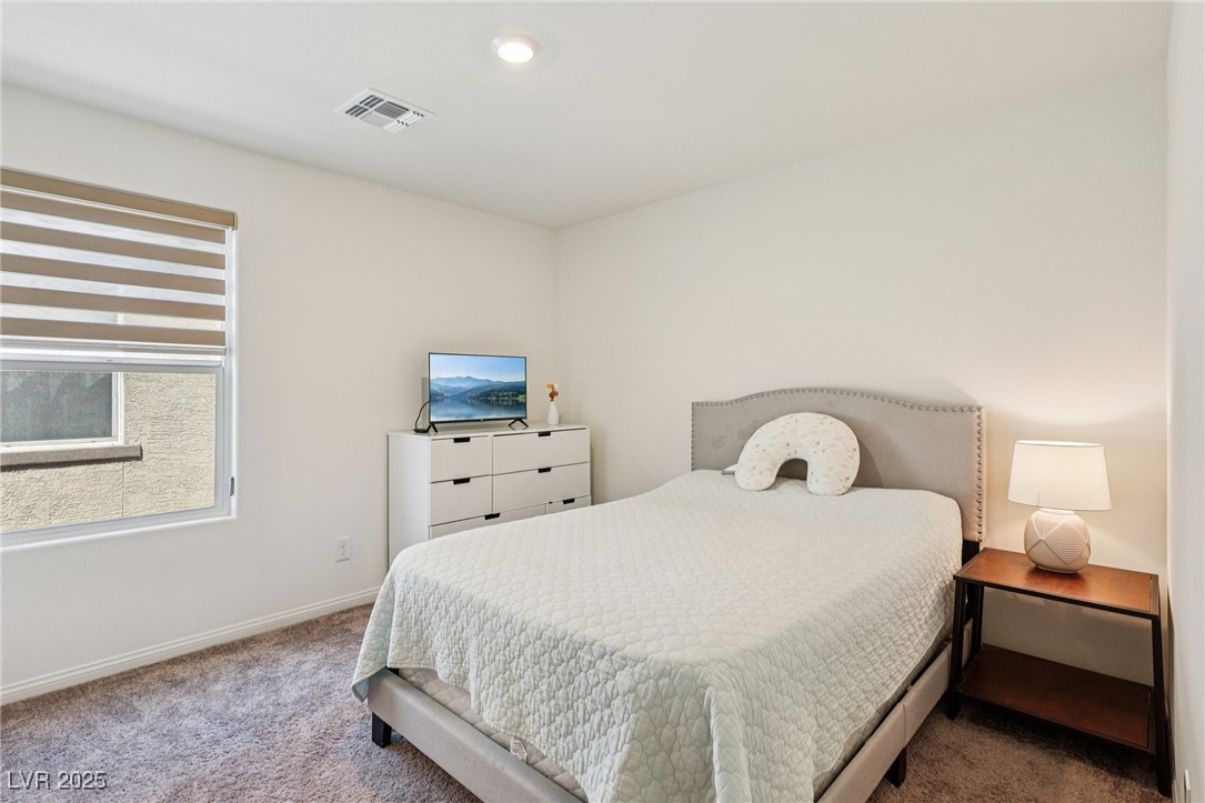 3094 Mountain Bay Avenue