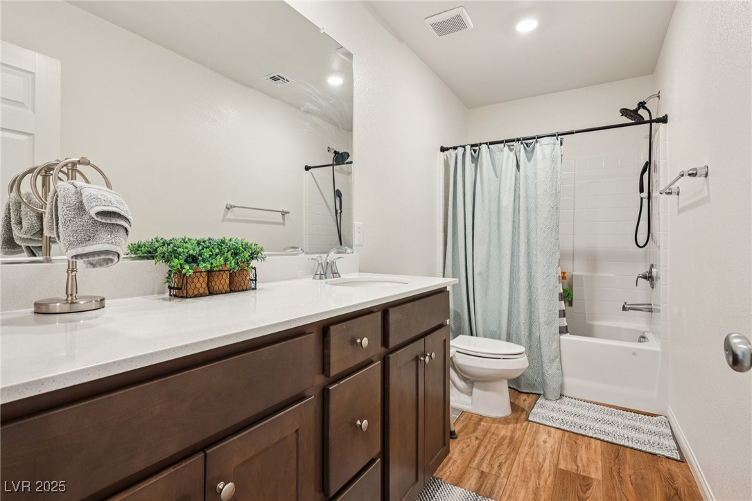 3094 Mountain Bay Avenue