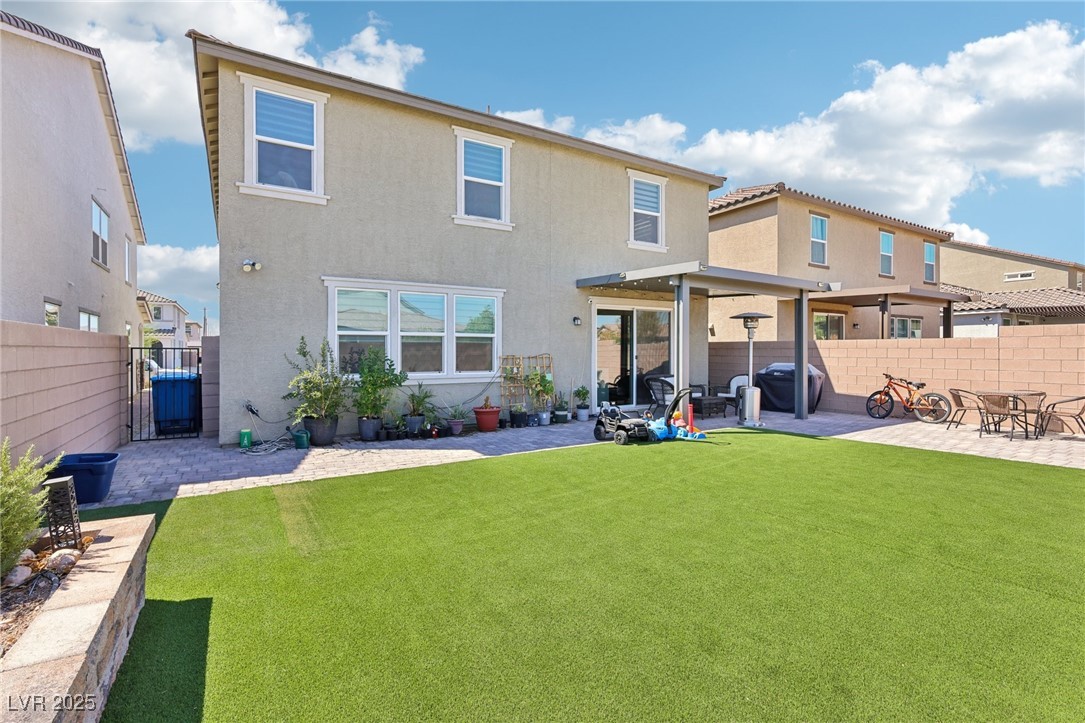 3094 Mountain Bay Avenue