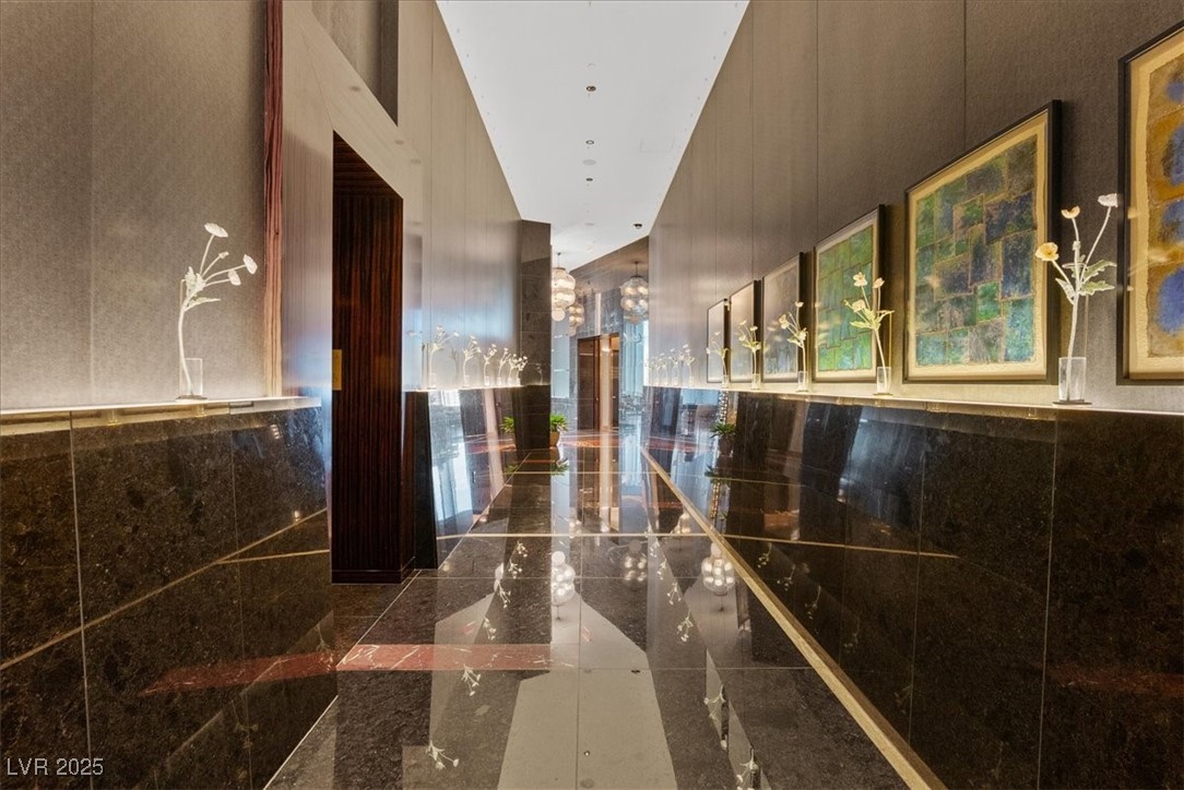 3750 Las Vegas Boulevard 2911