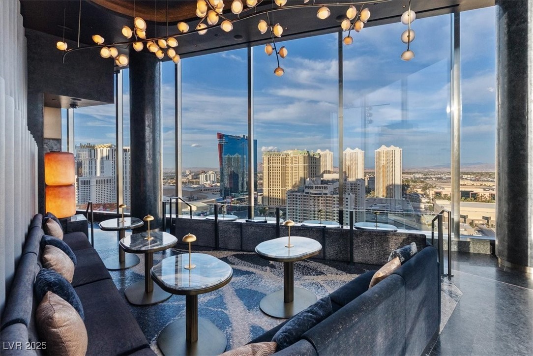 3750 Las Vegas Boulevard 2911